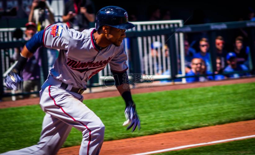 精彩對決：法國國奧迎戰西班牙，奧利斯對壘費爾明，拉卡澤特即將亮相.